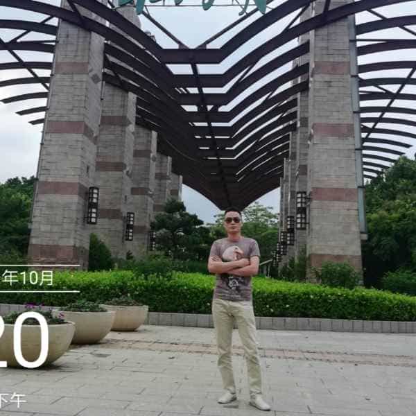 40岁岁四川单身帅哥 - 淮南吉缘网