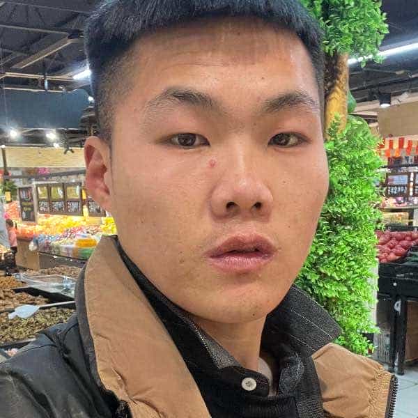 28岁岁河南单身帅哥 - 淮南吉缘网