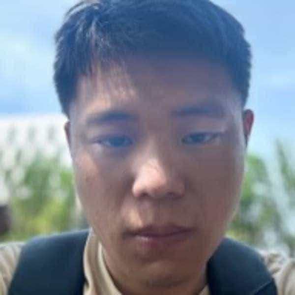 31岁岁四川单身帅哥 - 淮南吉缘网