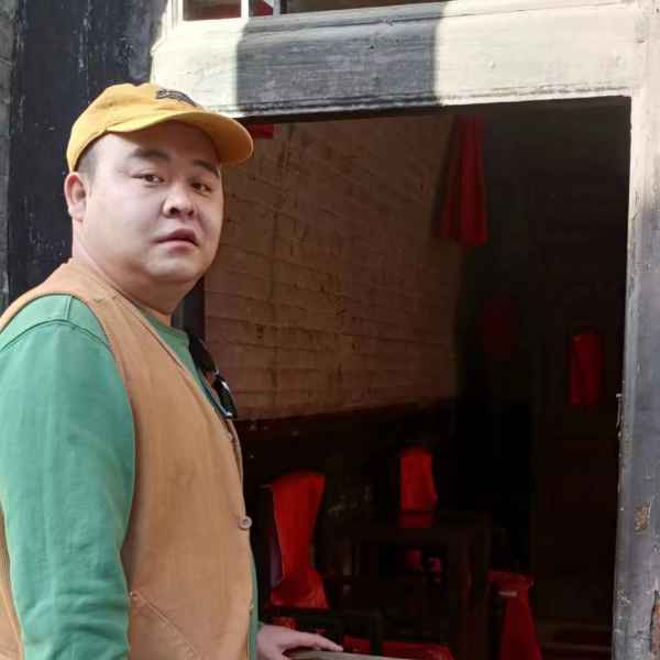 35岁岁陕西单身帅哥 - 淮南吉缘网