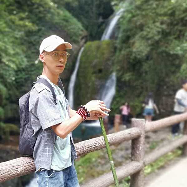 29岁岁四川单身帅哥 - 淮南吉缘网