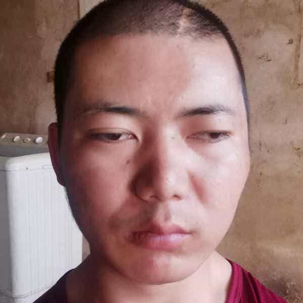 35岁岁云南单身帅哥 - 淮南吉缘网