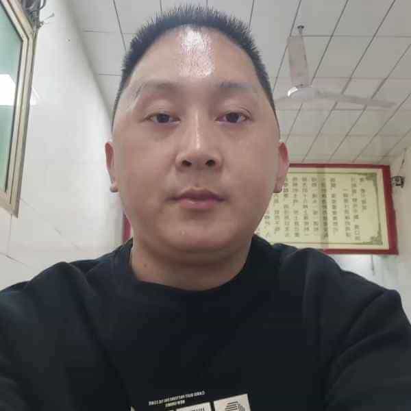 37岁岁陕西单身帅哥 - 淮南吉缘网