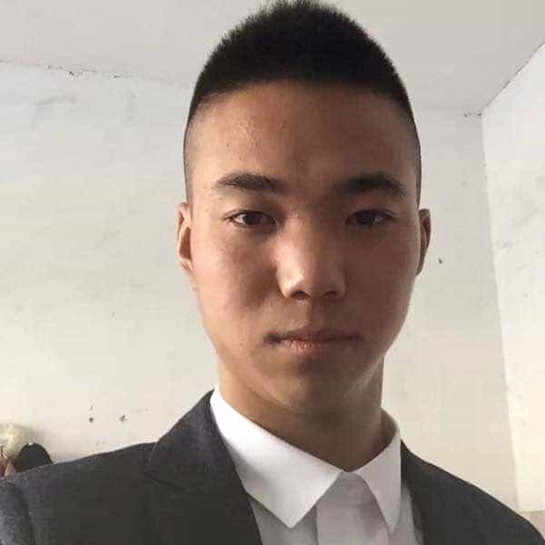 28岁岁陕西单身帅哥 - 淮南吉缘网