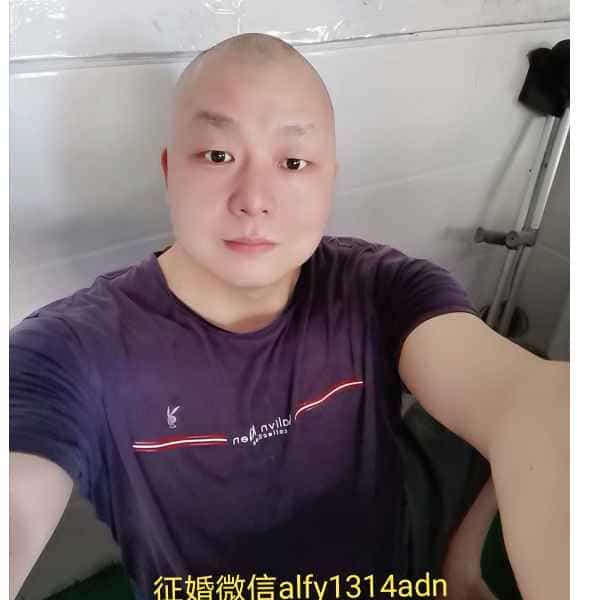 45岁岁湖南单身帅哥 - 淮南吉缘网
