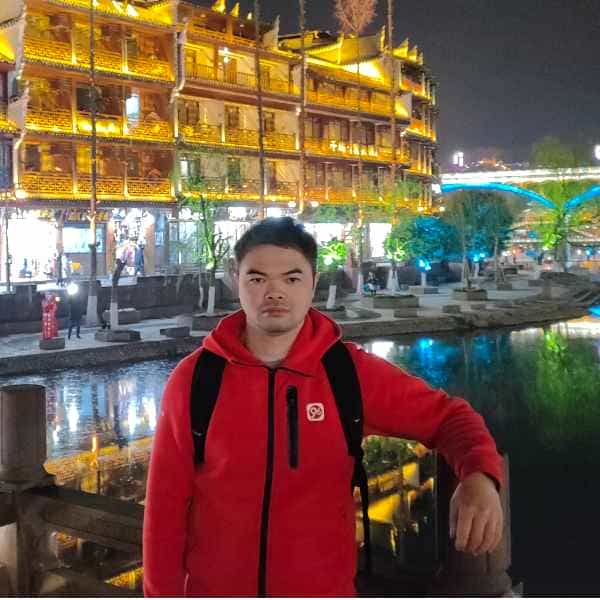 39岁岁广东单身帅哥 - 淮南吉缘网