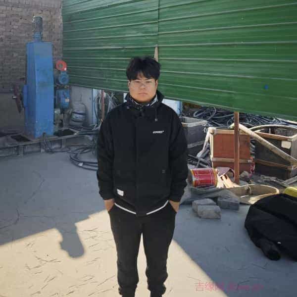 33岁岁河北单身帅哥 - 淮南吉缘网