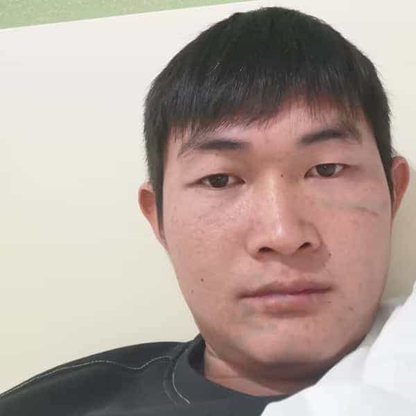 26岁岁四川单身帅哥 - 淮南吉缘网