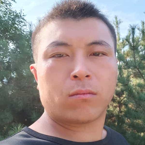 31岁岁河北单身帅哥 - 淮南吉缘网