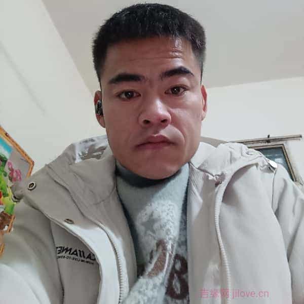 36岁岁陕西单身帅哥 - 淮南吉缘网